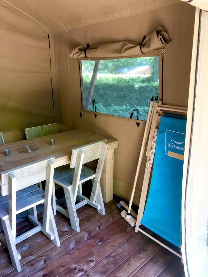 Camping Etang Des Bois Vieilles-Maisons-sur-Joudry Exteriér fotografie